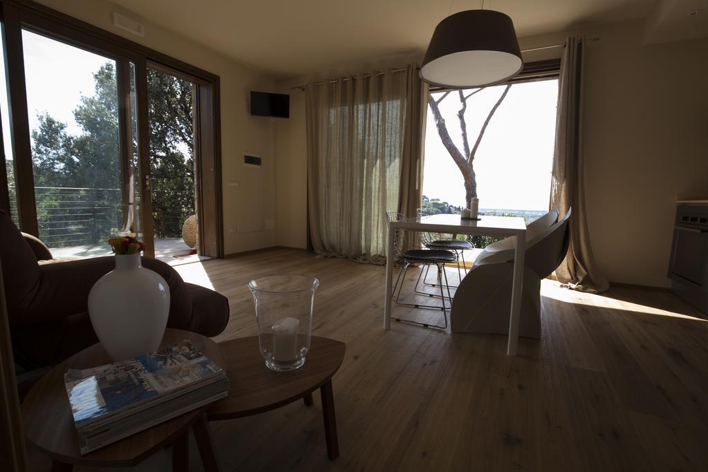 Podere Il Castellaccio Castagneto Carducci Habitación foto